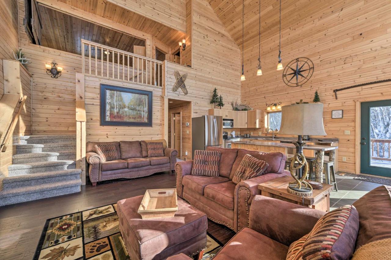 Scenic Hayward Lake View Retreat With Fire Pit Exterior photo
